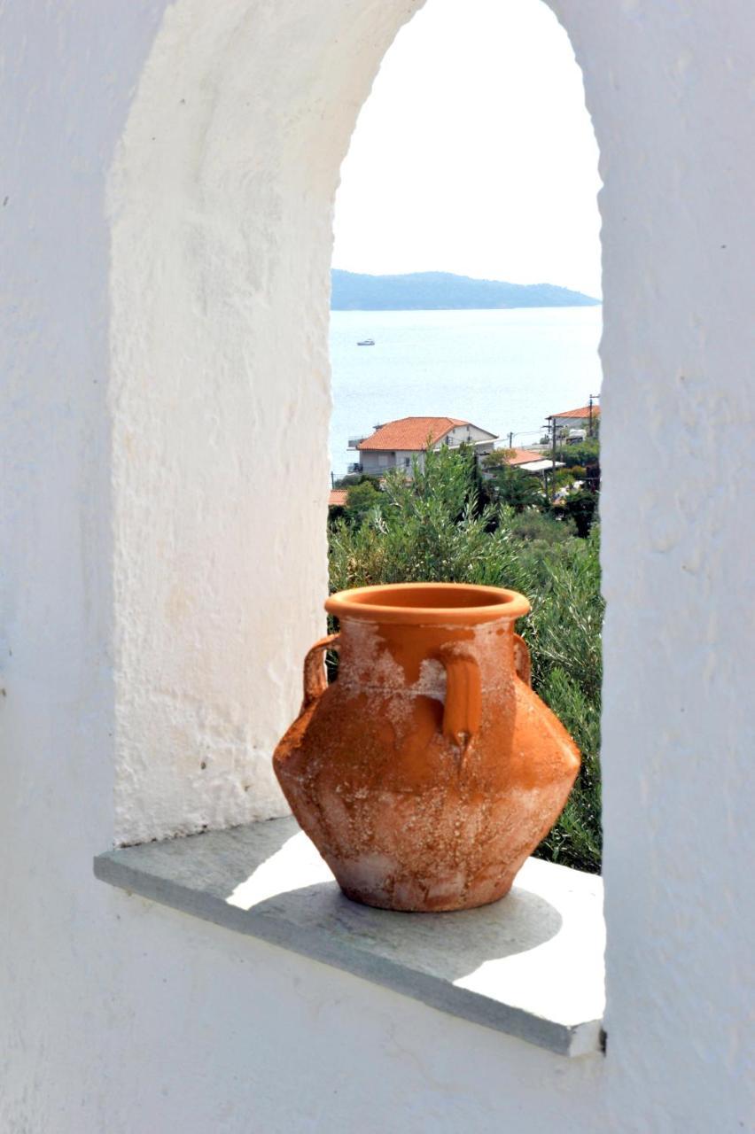 Fengeros Village شاطئ ميغالي أموس المظهر الخارجي الصورة