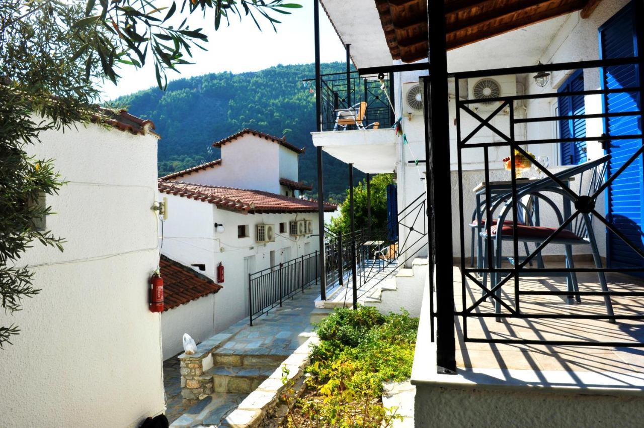 Fengeros Village شاطئ ميغالي أموس المظهر الخارجي الصورة